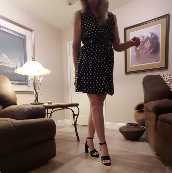 🌸H&M DRESS. - Picture 2 of 8